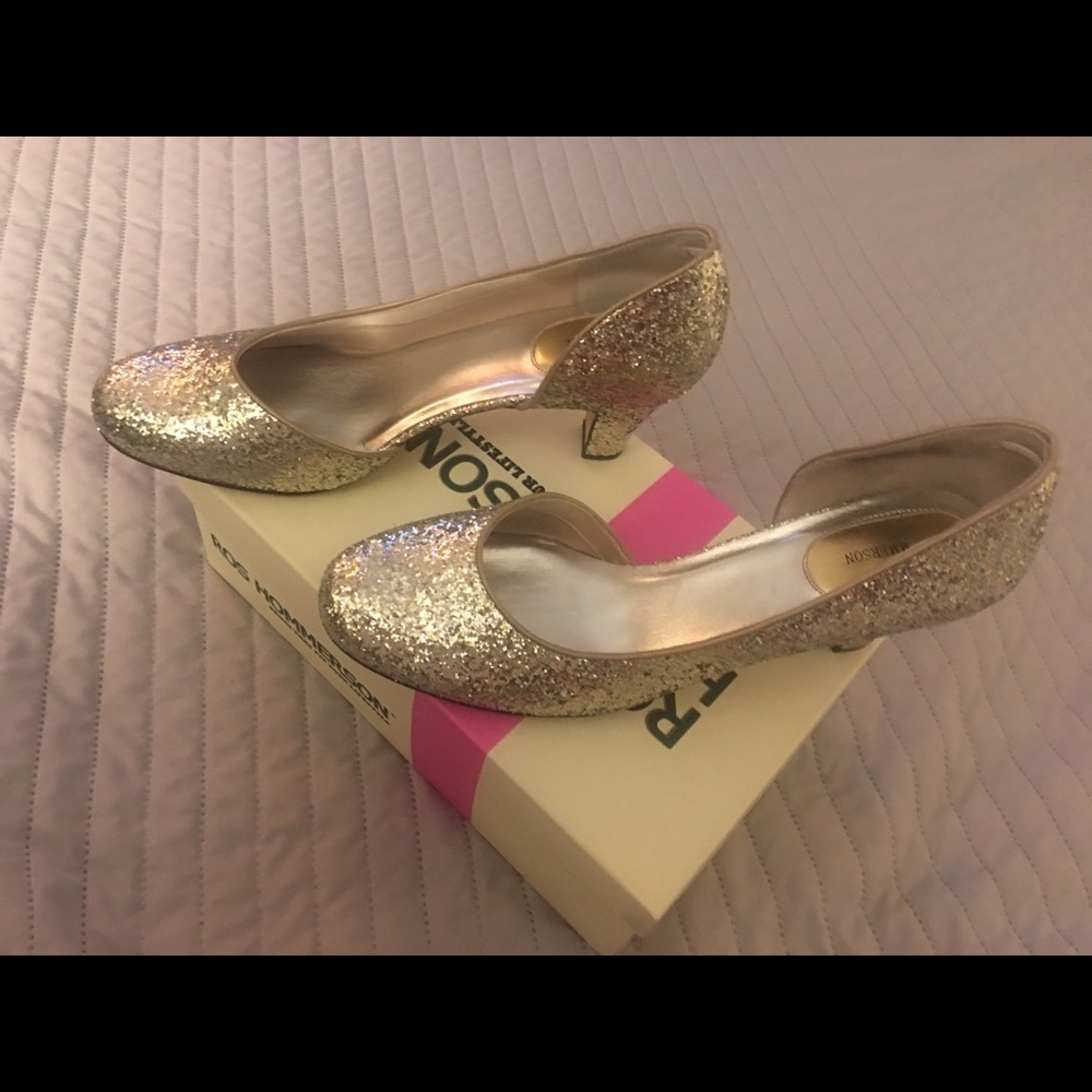 Pumps - Picture 3 of 4